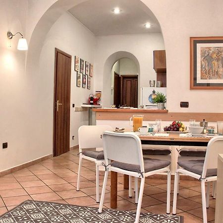 Coliseum Rome Apartments Zimmer foto