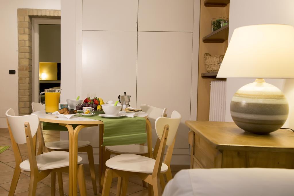 Coliseum Rome Apartments Zimmer foto