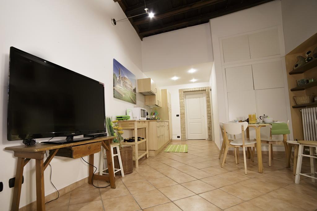 Coliseum Rome Apartments Zimmer foto