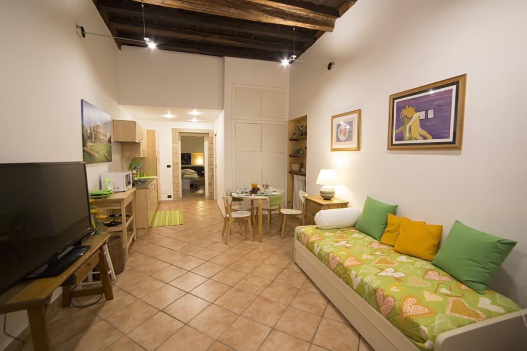 Coliseum Rome Apartments Zimmer foto